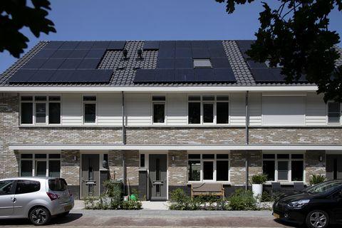 51 gasloze en energieneutrale woningen Het Larense Veld in Almere Haven