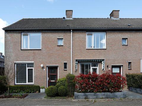 64 verduurzaamde huurwoningen a.s.r. real estate in Houten