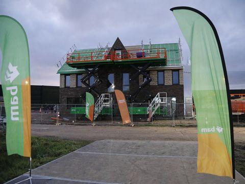 Officiële handeling Wilgenpoort Flow-woningen